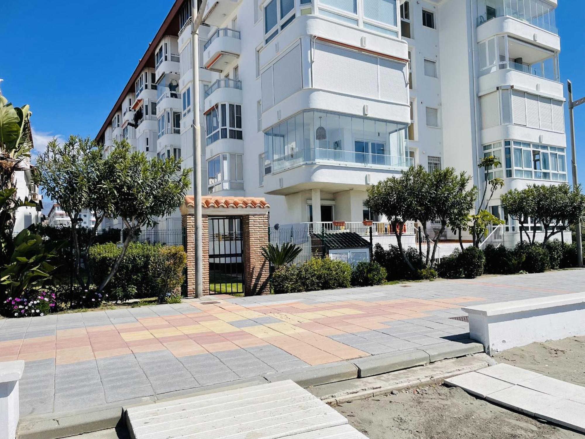 Apartamento Laguna Beach At Home Torrox Exterior photo